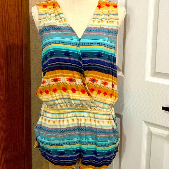Multicolor Romper - Picture 1 of 3